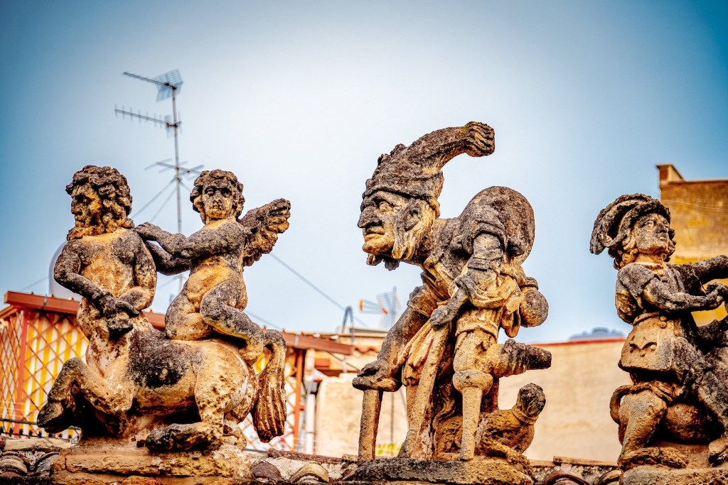 La Villa dei Mostri: un viaggio nell’enigma di Villa&nbsp;Palagonia